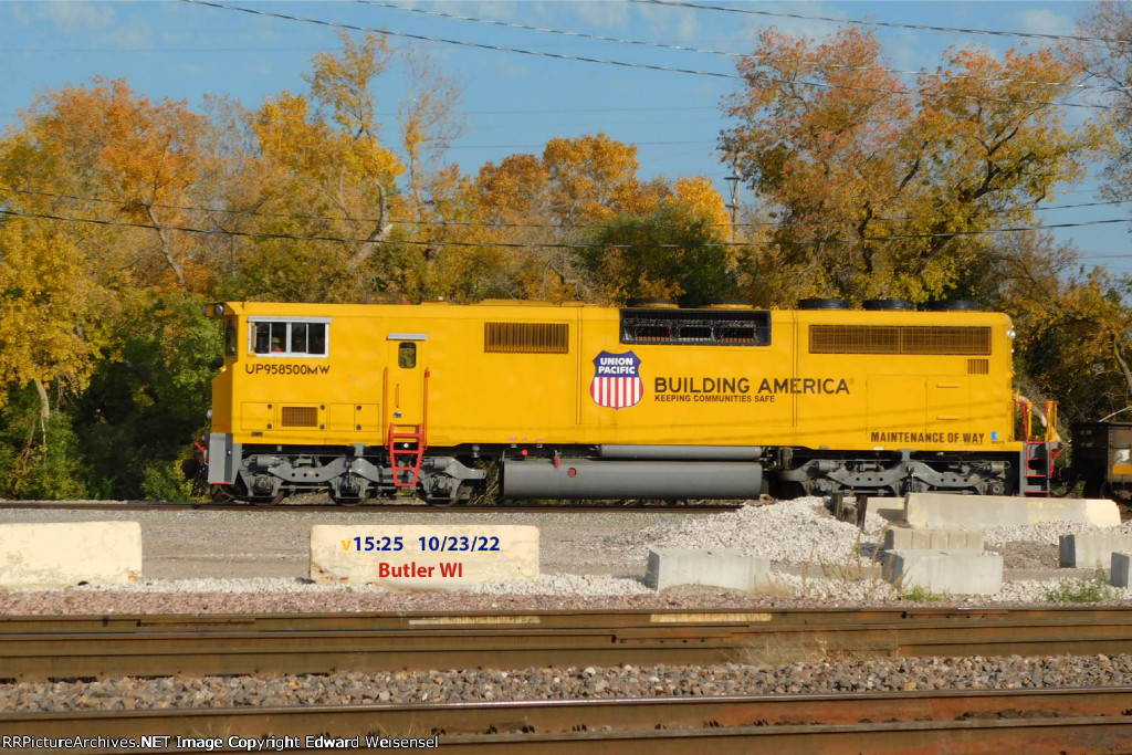 Roster shot of the BEAST - not a locomotive but a MoW "power unit" with a "secretive" SD40 core